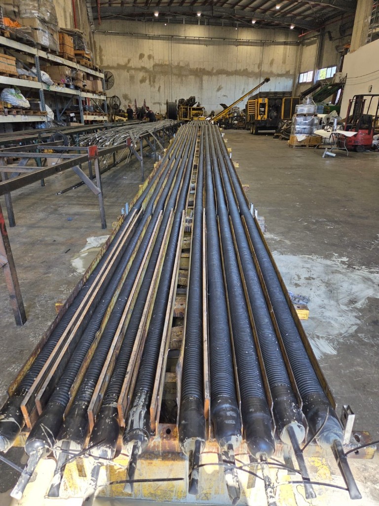 ייצור עוגנים קבועים במפעל GSL באריאל